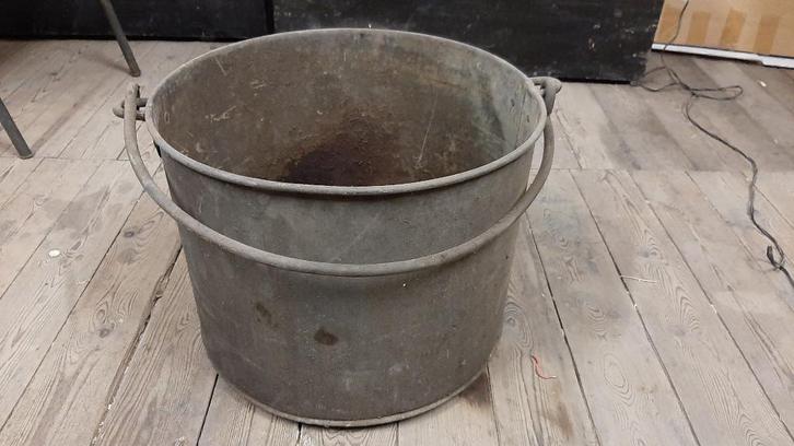 Oude ketel van Engelse keuken tijdens oorlog,, Verzamelen, Militaria | Algemeen, Ophalen