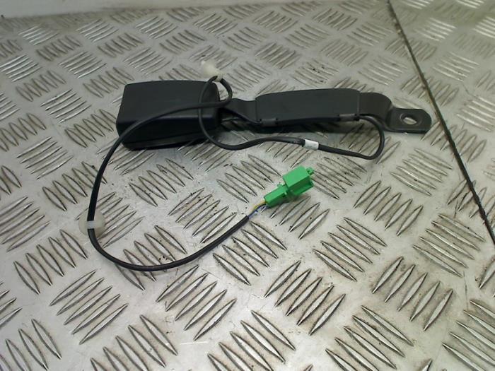 Veiligheidsgordel Insteek rechts-voor van een Volkswagen Pol, Auto-onderdelen, Interieur en Bekleding, Volkswagen, Gebruikt, 3 maanden garantie