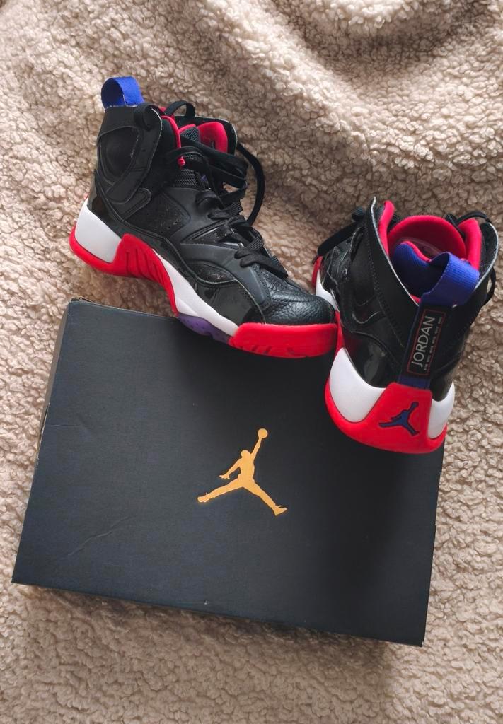 NIKE M.JORDAN zo goed als nieuw., Sport en Fitness, Basketbal, Zo goed als nieuw, Ophalen of Verzenden