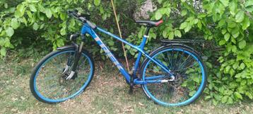 Trek Marlin 6 met bagagedrager en Michelin Wild Run'r banden beschikbaar voor biedingen