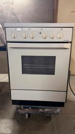 Scholtes - Elektrisch fornuis en oven, Elektronische apparatuur, Ophalen, Gebruikt, 4 kookzones, Vrijstaand