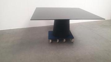 Moooi XL container table 160 zwart dutch design beschikbaar voor biedingen