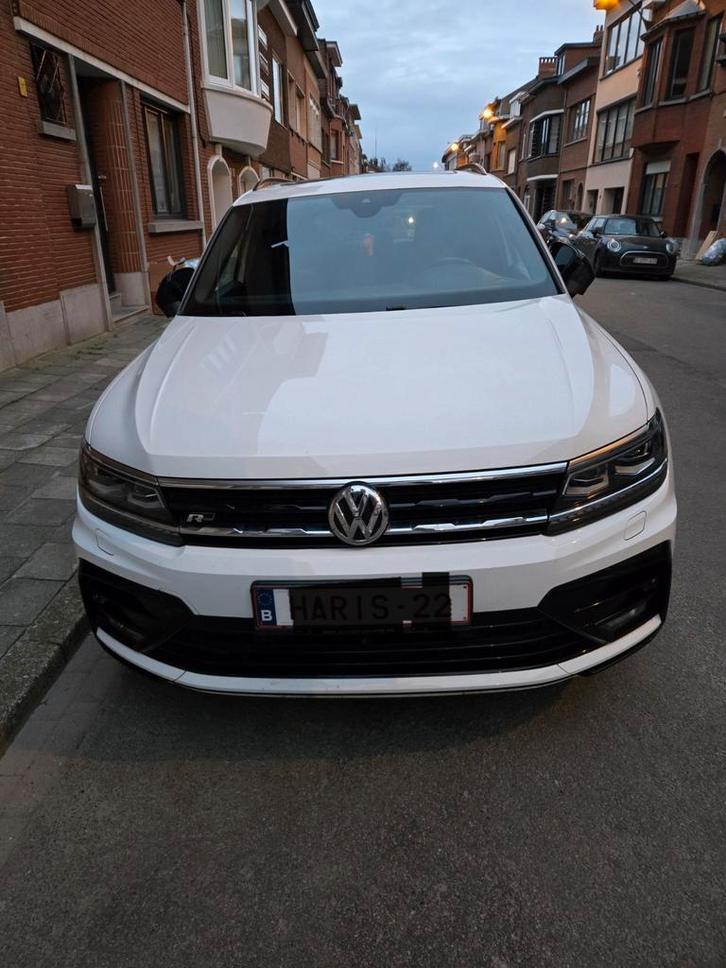 Volkswagen tiguan 2.0 Highline - 7 places, Autos, Volkswagen, Particulier, Tiguan, 4x4, Toit panoramique, Diesel, Automatique
