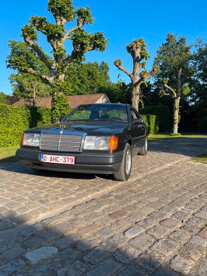 Mercedes ce230 w124 coupe oldtimer, Auto's, Mercedes-Benz, Particulier, Zetelverwarming, Automaat, Ophalen