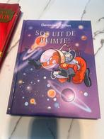 SOS uit de ruimte - Geronimo Stilton, Ophalen of Verzenden, Zo goed als nieuw, Geronimo Stilton, Fictie algemeen