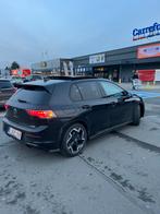 Golf 8 R line black pak full option 1.5 eTSI 110 kw 150 cv, Auto's, Automaat, Zwart, Berline, 5 deurs