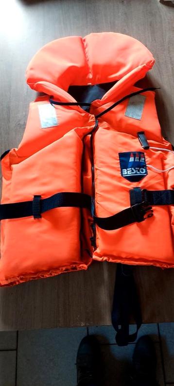 reddingsvest 25 euro per vest, Watersport en Boten, Watersportkleding, Ophalen, Zo goed als nieuw