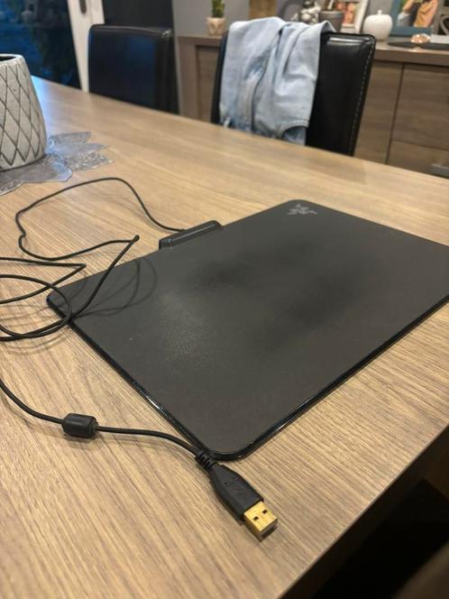 Tapis de souris gaming Razer FireFly – RGB, Computers en Software, Muismatten, Zo goed als nieuw, Ophalen