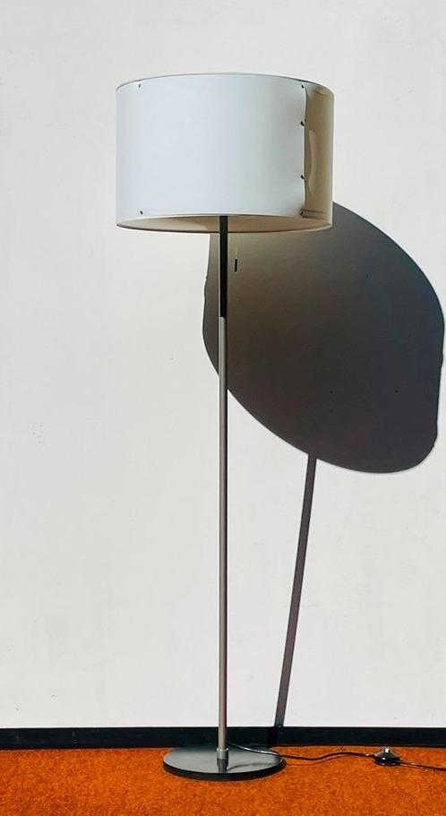 STAFF Staande lamp  Vintage 60s  Vloerlamp, Huis en Inrichting, Lampen | Vloerlampen, Gebruikt, Kunststof, Metaal, Overige materialen