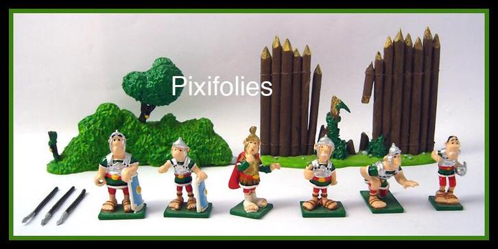 Het banket van Asterix in het Mini Village, Verzamelen, Beelden en Beeldjes, Ophalen of Verzenden