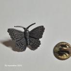 Een vlinder gemaakt van tinnen spelden, voor hoed, jas, Antiek en Kunst, Antiek | Tin, Verzenden