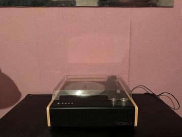 Victrola eastwood platenspeler beschikbaar voor biedingen