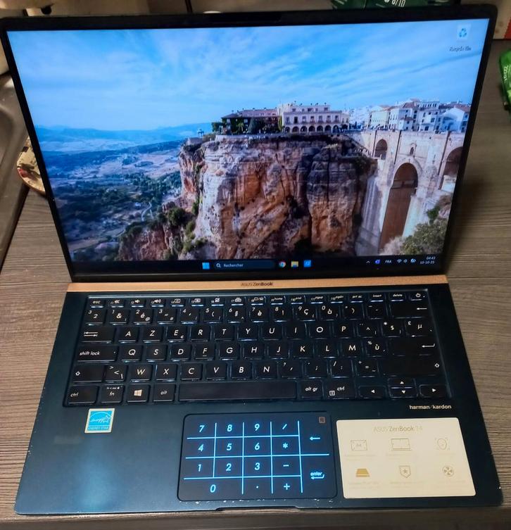Asus I7 Zenbook 14 256gb, Computers en Software, Windows Laptops, Zo goed als nieuw, Ophalen