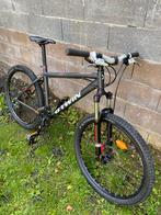 BTWIN ROCKRIDER 520 26 inch met 27V., Fietsen en Brommers, Ophalen, Zo goed als nieuw