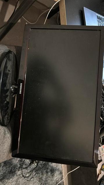 TV Samsung  beschikbaar voor biedingen