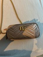 Gucci GG Marmont Matelasse taupe, Handtassen en Accessoires, Tassen | Damestassen, Ophalen, Zo goed als nieuw