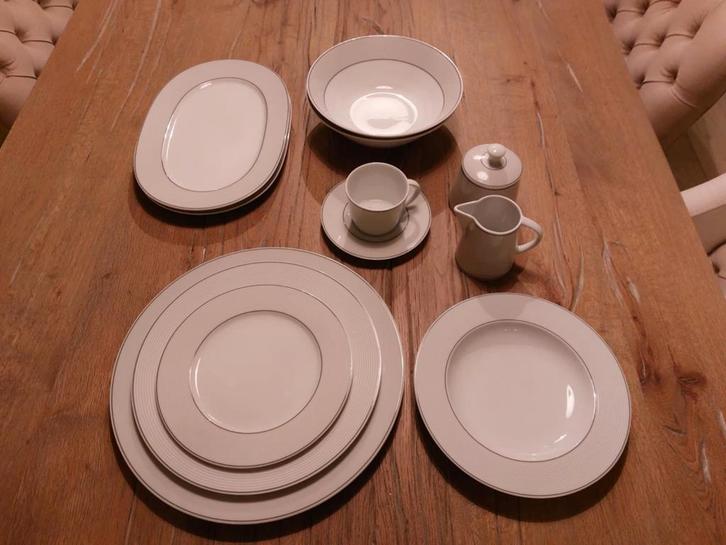 Klassevol luxueus eetcen koffieservies, Huis en Inrichting, Keuken | Servies, Nieuw, Ophalen of Verzenden