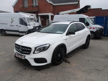 Mercedes Gla  Waterschade !!!! beschikbaar voor biedingen