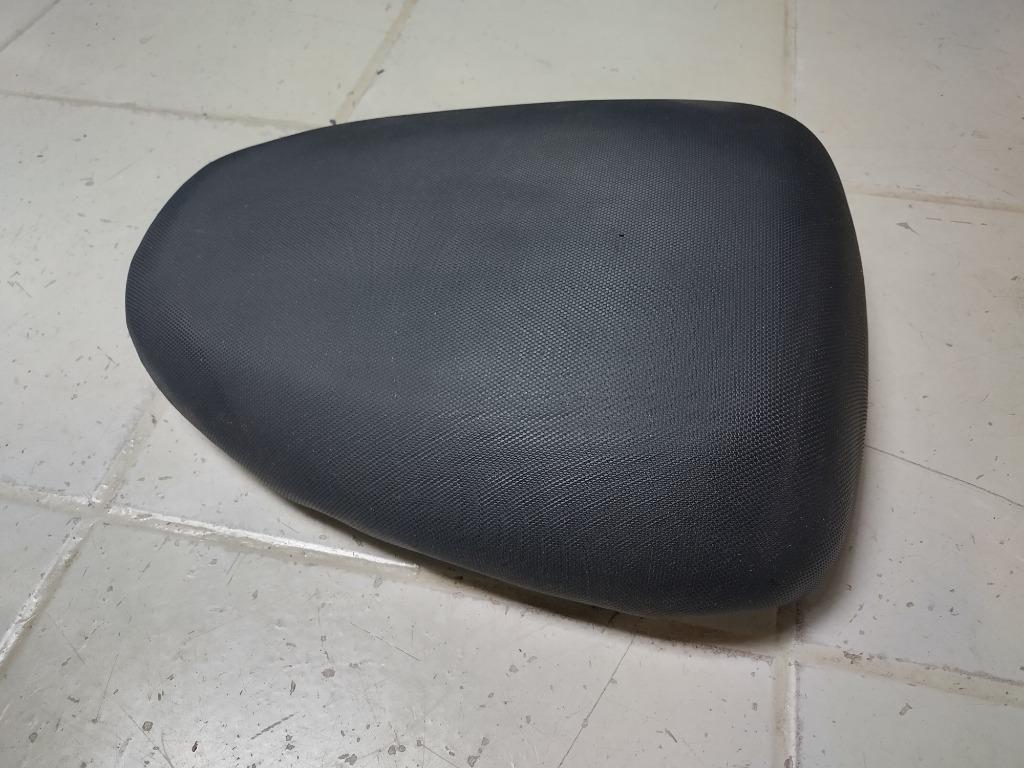 suzuki sv 650 model '98-'02 duo zadel, Motoren, Ophalen of Verzenden, Gebruikt