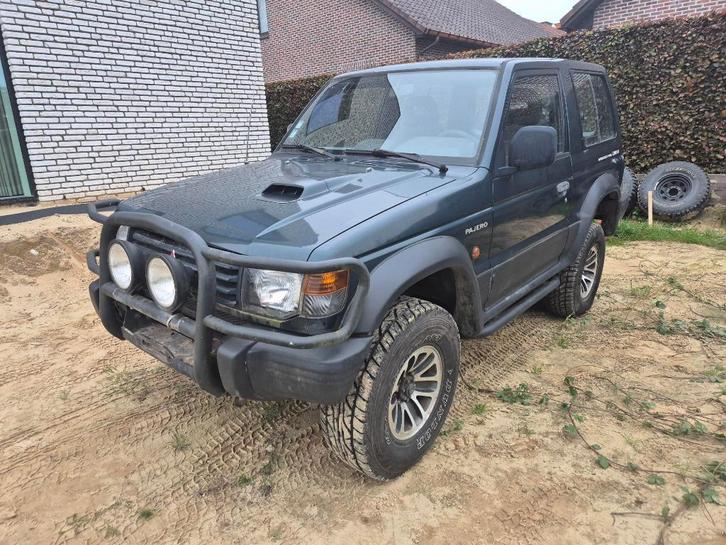 Mitsubishi pajero 2.8 tdi te koop, 4x4 offroad EXPORT, Auto's, Mitsubishi, Particulier, Pajero, 4x4, Diesel, 3 deurs, Handgeschakeld