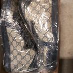 Chaussures  toute neuve  j aime  porter  gucci peinture 42, Vêtements | Hommes, Enlèvement