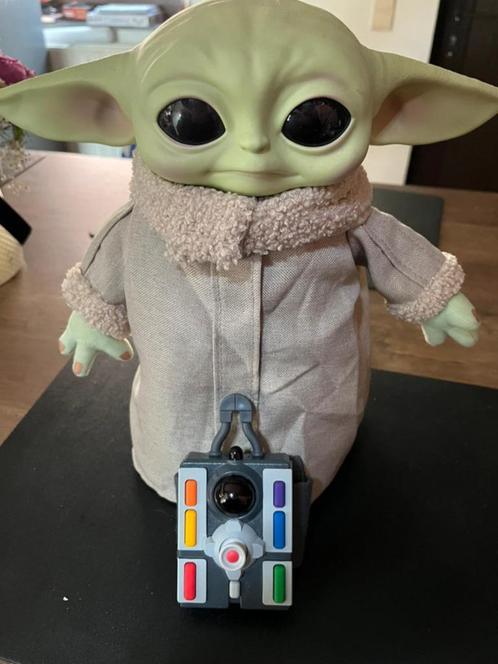 Baby Yoda met afstandsbediening, Verzamelen, Star Wars, Zo goed als nieuw, Overige typen, Ophalen of Verzenden