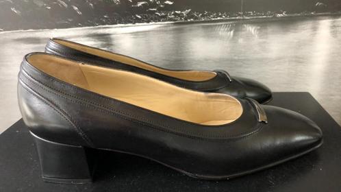 NIEUW schoenen merk Bally maat 41, Vêtements | Femmes, Chaussures, Neuf, Chaussures basses, Noir, Enlèvement ou Envoi