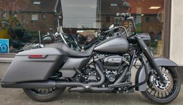 Harley FLHRXS Roadking SP - 2018- 11145 km beschikbaar voor biedingen