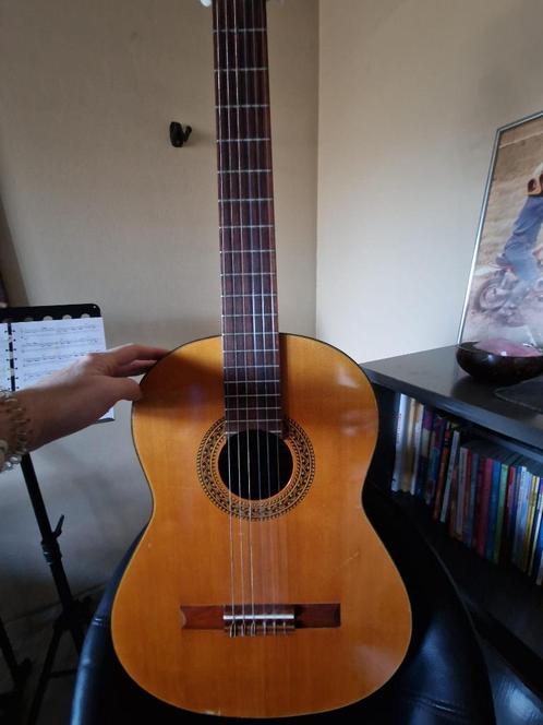 Klassieke gitaar Takeharu GT-85, Musique & Instruments, Instruments à corde | Guitares | Acoustiques, Utilisé, Guitare classique ou espagnole