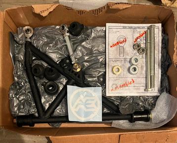 Triangles arrieres reglables datsun 240z 260z 280z beschikbaar voor biedingen
