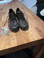 Voetbalschoenen, Sport en Fitness, Voetbal, Ophalen, Zo goed als nieuw