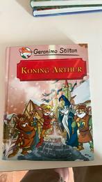 Geronimo Stilton - Koning Arthur, Livres, Livres pour enfants | Jeunesse | Moins de 10 ans, Comme neuf, Geronimo Stilton, Enlèvement ou Envoi
