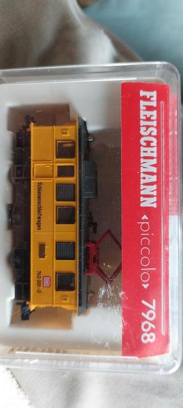 NLK 0113 FLEISCHMANN 7968 AANGEDREVEN RAILSLIJPER 1/160 beschikbaar voor biedingen