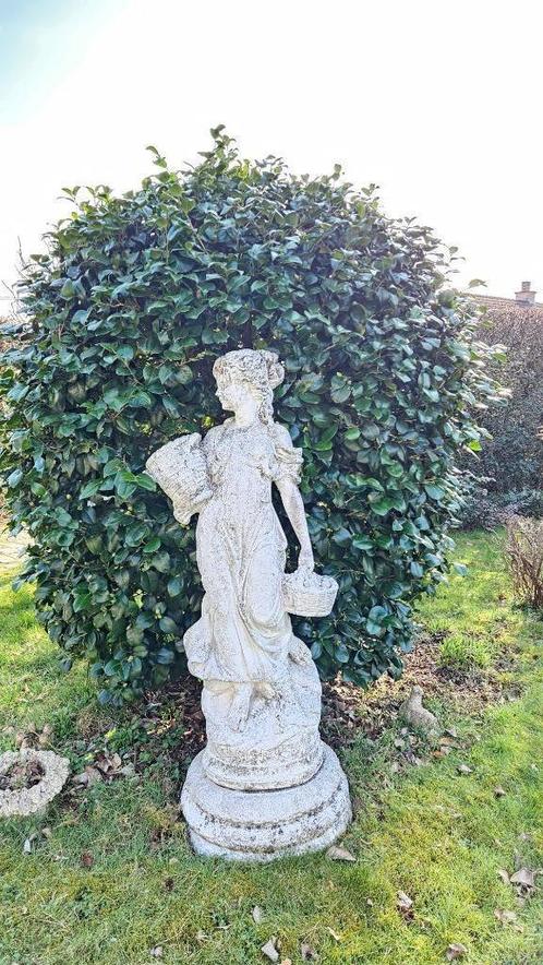 Tuinbeelden, Tuin en Terras, Tuinbeelden, Gebruikt, Mensenbeeld, Beton, Ophalen