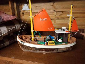 playmobil vissersboot  beschikbaar voor biedingen