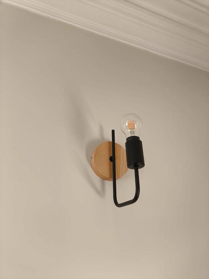 Wandlamp 2 stuks beschikbaar, Huis en Inrichting, Lampen | Wandlampen, Hout, Metaal, Ophalen of Verzenden