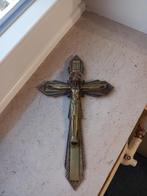 Christ en laiton, Enlèvement