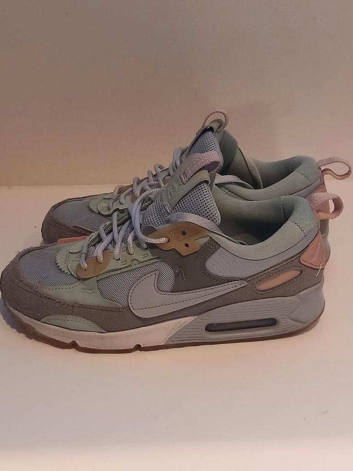 Nike Air Max 90 Futura maat 38, Kleding | Dames, Schoenen, Zo goed als nieuw, Ophalen of Verzenden