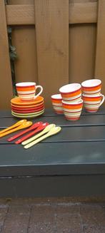 Leuk nieuw koffieserviesje, Nieuw, Ophalen of Verzenden, Overige stijlen, Kop(pen) en/of Schotel(s)