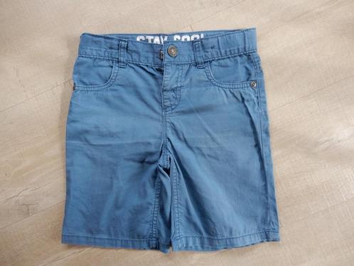 Short 116 (6 ans) C&A, Enfants & Bébés, Vêtements enfant | Taille 116, Utilisé, Garçon, Pantalon, Enlèvement ou Envoi