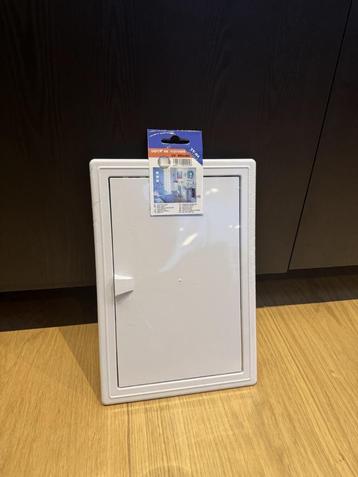 Trappe De Visite 200x300mm Plastique PVC Blanc beschikbaar voor biedingen