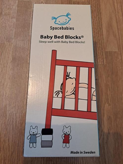 Spacebaby- Baby Bed Blocks, Kinderen en Baby's, Kinderkamer | Overige Meubels, Zo goed als nieuw, Overige typen, Verzenden