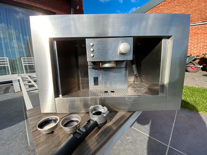 Whirlpool ACE 010 IX inbouw koffiemachine, Elektronische apparatuur, Koffiezetapparaten, Zo goed als nieuw, Koffiemachine, Ophalen