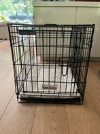 Zwarte bench Tom & Co incl zacht kussentje, Dieren en Toebehoren, Ophalen, Zo goed als nieuw