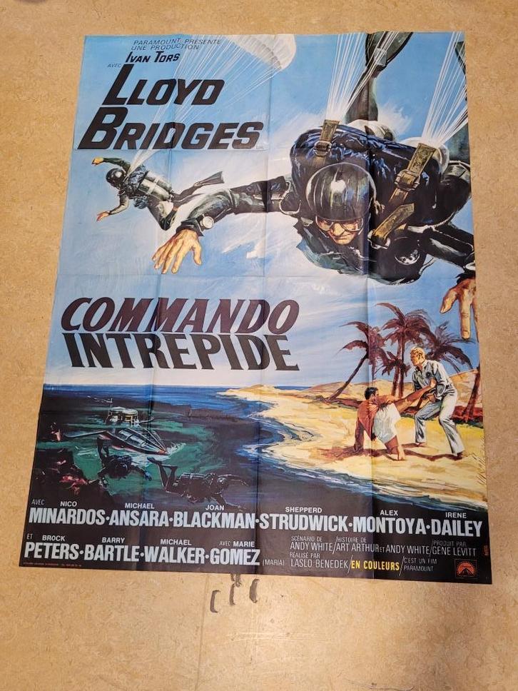 ancienne grande affiche de cinéma commando intrépide, Collections, Posters & Affiches, Utilisé, Cinéma et TV, Affiche ou Poster pour porte ou plus grand