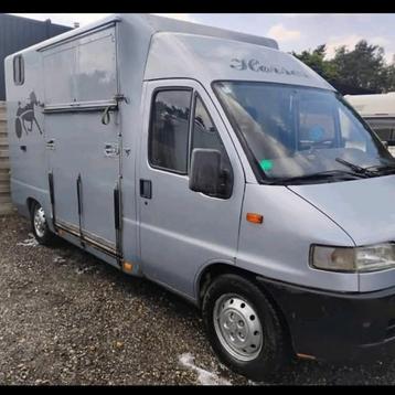 Paardencamionette 2.5 turbo diesel  beschikbaar voor biedingen