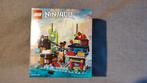 Lego GWP 40706 – Micro NINJAGO stadsmarkten, Enlèvement ou Envoi, Neuf, Ensemble complet, Lego