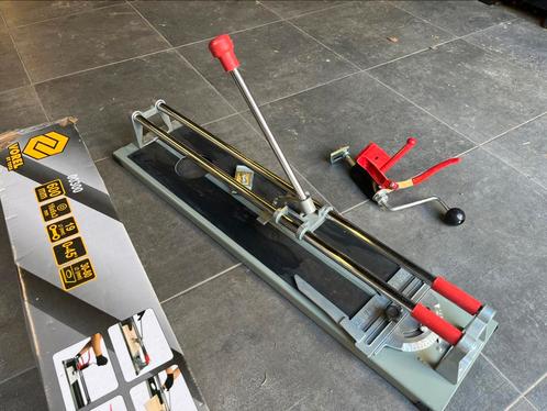 600 mm tegelsnijder (nieuw), Doe-het-zelf en Bouw, Gereedschap | Handgereedschap, Zo goed als nieuw, Ophalen