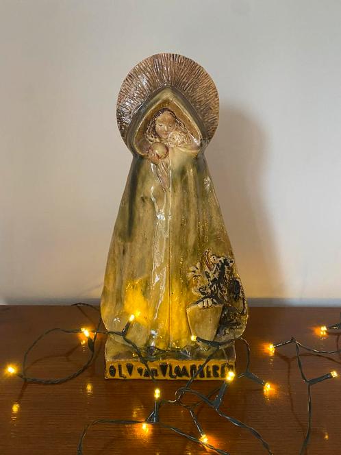 Maria beeld  van Alfons Noseda, Antiek en Kunst, Antiek | Religieuze voorwerpen, Ophalen of Verzenden