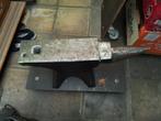 65 kg aambeeld, Ophalen